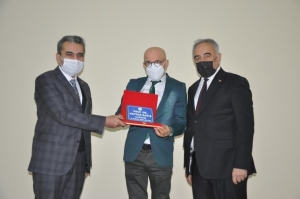 Prof.Dr.Haydar Bağış’ın İsmi Doğum Yeri BESNİ'de Bir Caddeye Verildi.