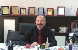 Prof. Dr. Haydar BAĞIŞ İnsanı Klonlamak Hayvanı Klonlamaktan Daha Kolay Diyor.